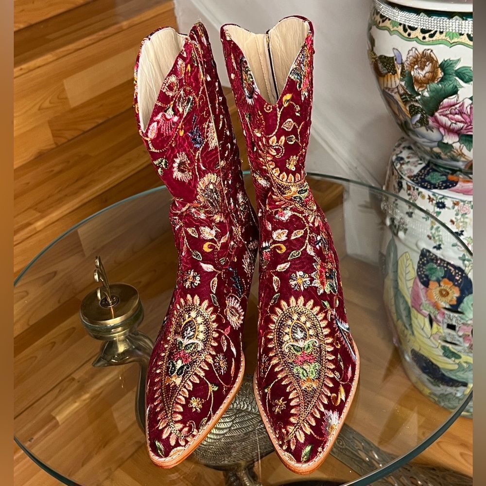 Newmomo Newyorkevy Embroideredvelvetboots — image 5 of 8